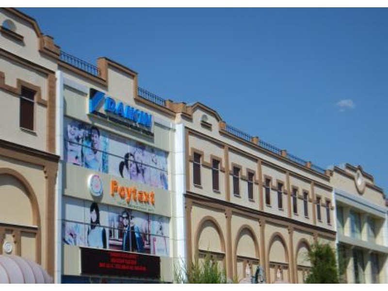 Вход в представительство Daikin в Ташкенте